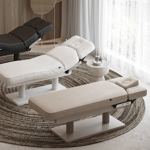 physiotherapy examination table