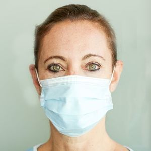 latex-free safety mask 1