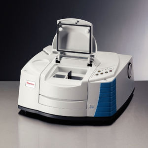 FT-IR spectrometer
