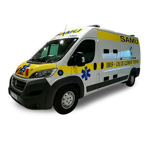 intensive care ambulance 1