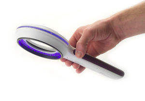 UV LED dermatoscope