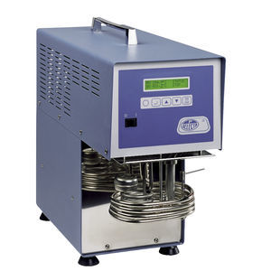 laboratory thermostat 1