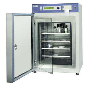CO2 laboratory incubator 1
