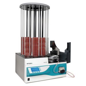 laboratory media dispenser