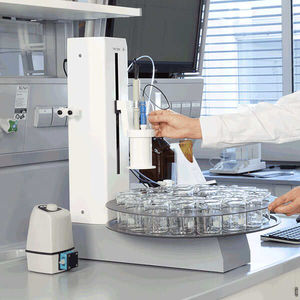titrator sample changer