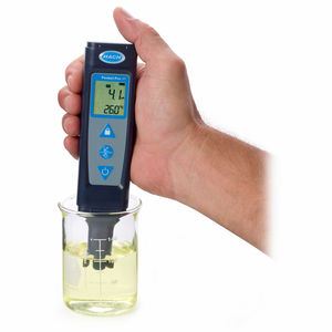 pH tester / for water analysis / hand-held / digital