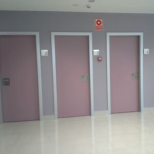 swing door