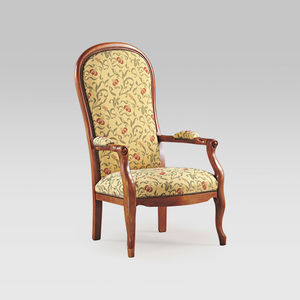 chair with armrests