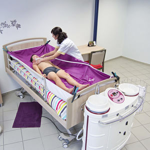 mobile bed shower 1