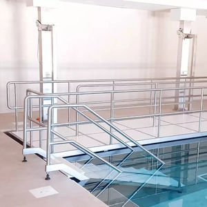 wheelchair lifting platform