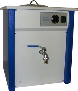 laboratory paraffin dispenser