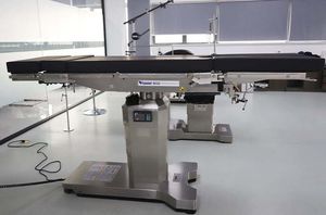 universal operating table