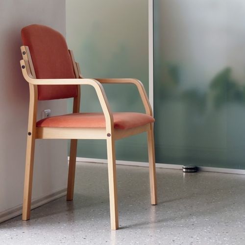 Waiting room chair - IMPULS - Nursen - with armrests / stackable