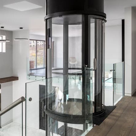 People with reduced mobility elevator - Vuelift - Savaria - home