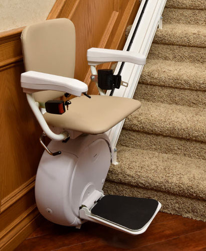 Stair stairlift - K2 - Savaria - for humans / armchair type / folding