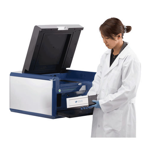 Automatic molecular imaging system - SAPPHIRE FL - Azure Biosystems - for Western blot / tissue