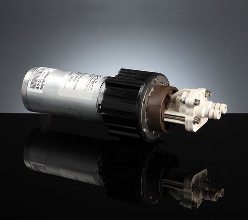 Magnetic-drive pump - DGM  - Fluid-o-Tech - for liquids