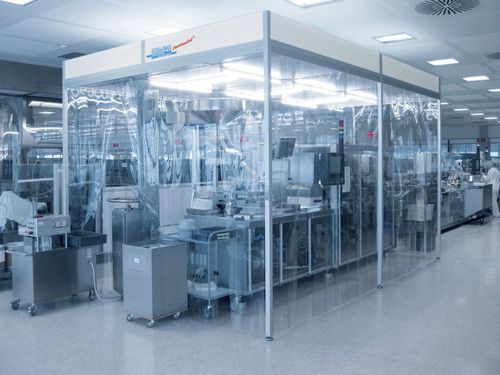 Clean room for the pharmaceutical industry - CleanFlowCell® 3000.4.365 - SCHILLING ENGINEERING - modular / integrated / Class D