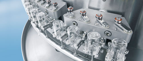 Cleaning machine for the pharmaceutical industry - RRU 3xx5 - Syntegon Technology GmbH - with ultrasonic cleaner / servo-driven