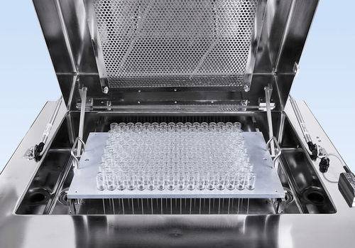 Cleaning station for the pharmaceutical industry - GW - Cozzoli Machine Company - for vials / for ampoules / automated