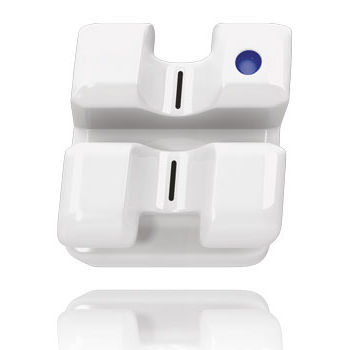 Aesthetic orthodontic bracket - Chic - GC Orthodontics - ceramic / large / transparent