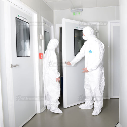 Clean room door - Coldroom Builder - hospital / swing