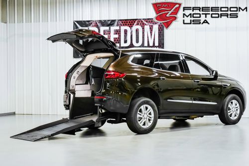 Minivan wheelchair accessible vehicle - 28394 - Freedom Motors USA - gas / rear-entry
