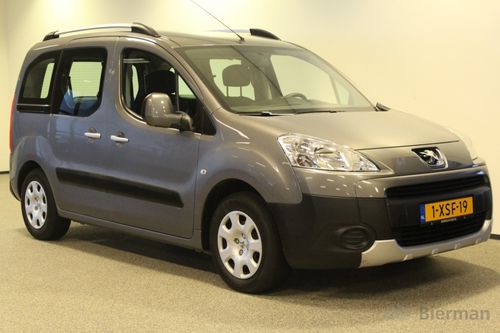 Minivan wheelchair accessible vehicle - Partner WAV - Bierman - rear-entry