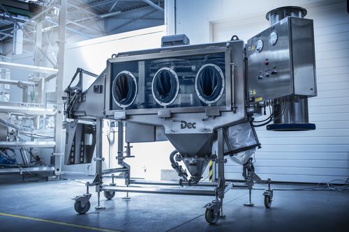 Containment isolator - Isocharge - Dec Group - dispensing / for emptying drums / mobile