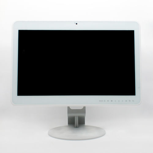 Intel® Core i7 medical panel PC - SMART-MED MP-7724 - Werth Systems GmbH - Intel® Core i5 / for computer carts / for healthcare facilities