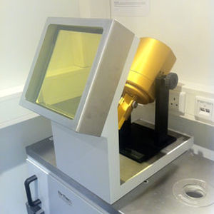 Beta ray radiation shielding screen - Bright Technologies - Bri-Tec - Gamma ray / tabletop / with window