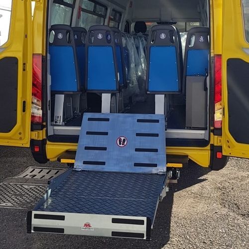 Wheelchair lifting platform - SCM series - Mariani Lift System - vehicle-mounted