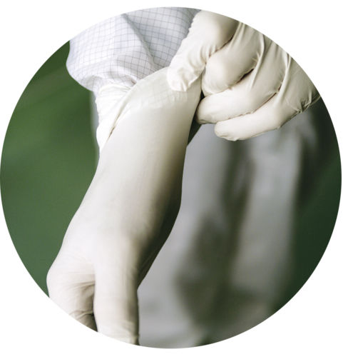 Nitrile gloves - SHIELDskin XTREME™ - Dastex - clean room / powder-free / sterile