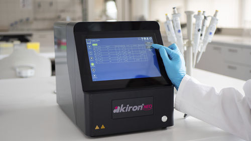 Automated immunoassay analyzer - 4450 – akiron® NEO - MEDIPAN GmbH - for clinical diagnostic / IFA / ANCA