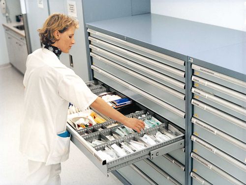 Dispensing cabinet - 14.413.110  - LISTA - multi-function / for instruments / for medicine