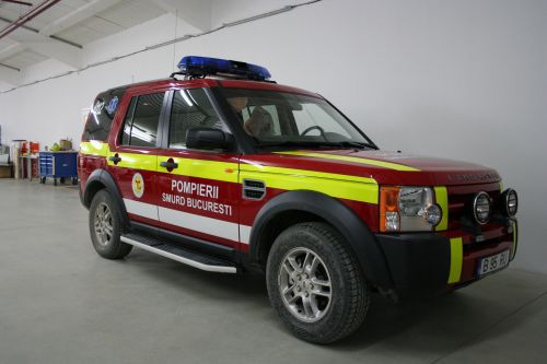 Intensive care ambulance - Land Rover Discovery 3 - DELTAMED SRL - type C / automatic