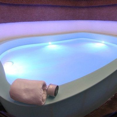Above-ground sensory isolation basin - 1 - Openfloat