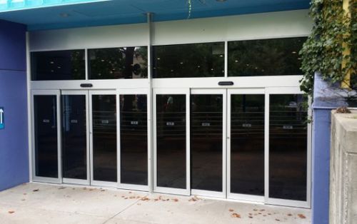 Service door - 5100 Series - KOS Spezialtüren GmbH - for healthcare facilities / sliding / glass