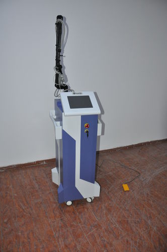 Aesthetic medicine laser - FemiMED Pro - Beijing LaserTell Medical - CO2 / trolley-mounted