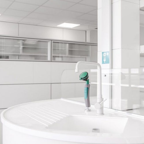 Eye wash station with sink - HIBLAB