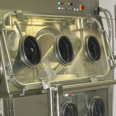 Drying isolator - ART GmbH Anlagenbau Reinraum Technik - for emptying drums / ISO class 5 / for toxic products