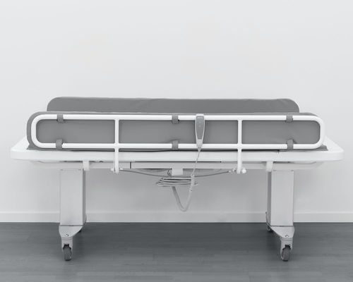 Height-adjustable shower trolley - 40-31411 - ROPOX