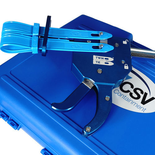 closing machine for the pharmaceutical industry - CSV Containment