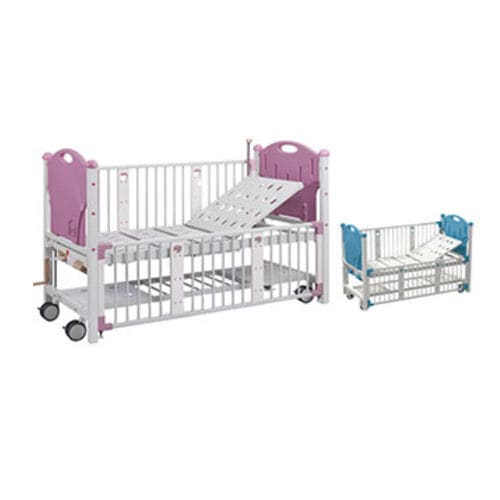 Hospital bed - A 63 - Tianjin Kangli Medical Instrument - manual / pediatric / on casters