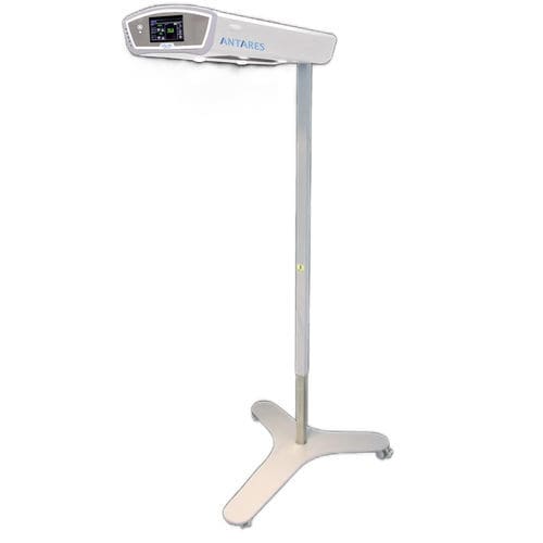 Height-adjustable infant warmer - Antares  - GINEVRI srl - on casters