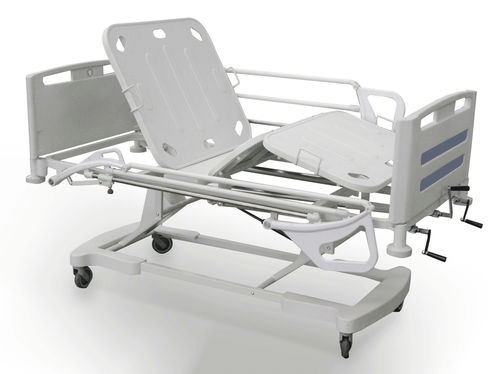 Hospital bed - ARGUS - Medical Iberica - manual / height-adjustable / on casters