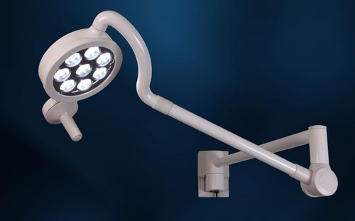 Ceiling-mounted surgical light - MI-550 - Medical Illumination International - LED / halogen / 97