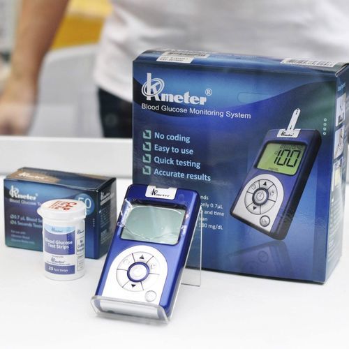 Automatic blood glucose meter - OK-1 - OK Biotech  - for hospitals / no coding / with lancing device