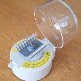 Molecular biology centrifuge - Genie® - Vittoriobasurto - blood / benchtop / compact