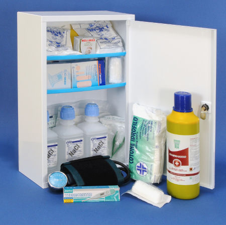 First aid cabinet - COMBIMEDIUM  - Taumediplast  - with shelf / with door / wall-mounted